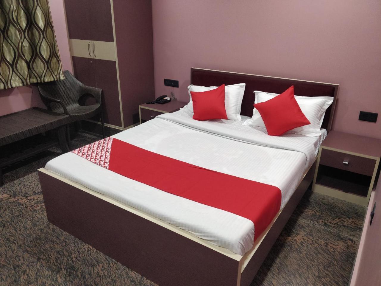 Oyo 16871 Anant Home Stay シロン エクステリア 写真