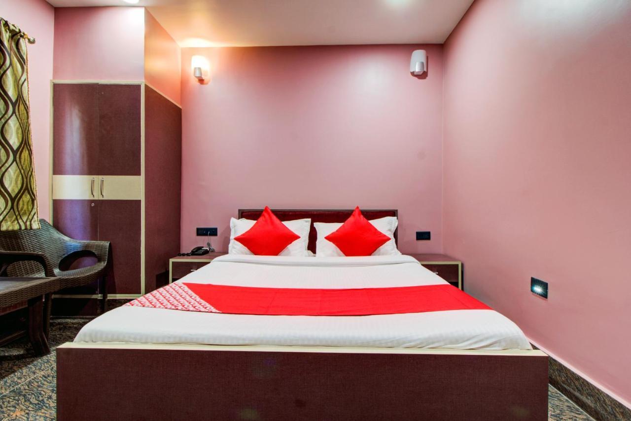 Oyo 16871 Anant Home Stay シロン エクステリア 写真